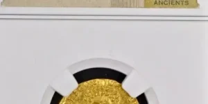 Justinian II Rhinotmetus, Second Reign (AD 705-711). AV solidus (20mm, 4.44 gm, 6h). NGC MS 4/5 - 3/5,