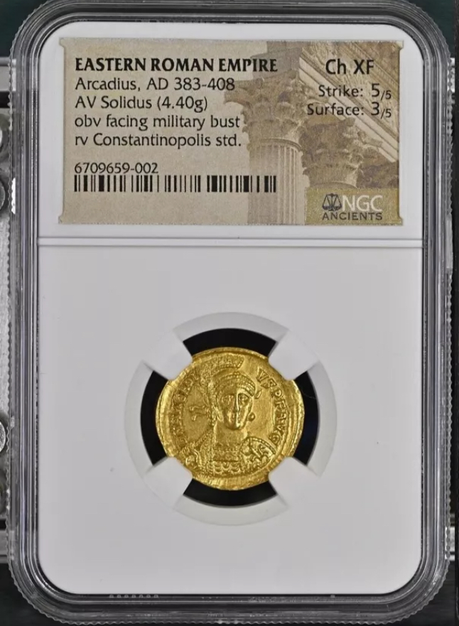 Arcadius. AD 383-408. AV Solidus (20mm, 4.40 g, 5h). Constantinople mint, 8th officina. - Image 2