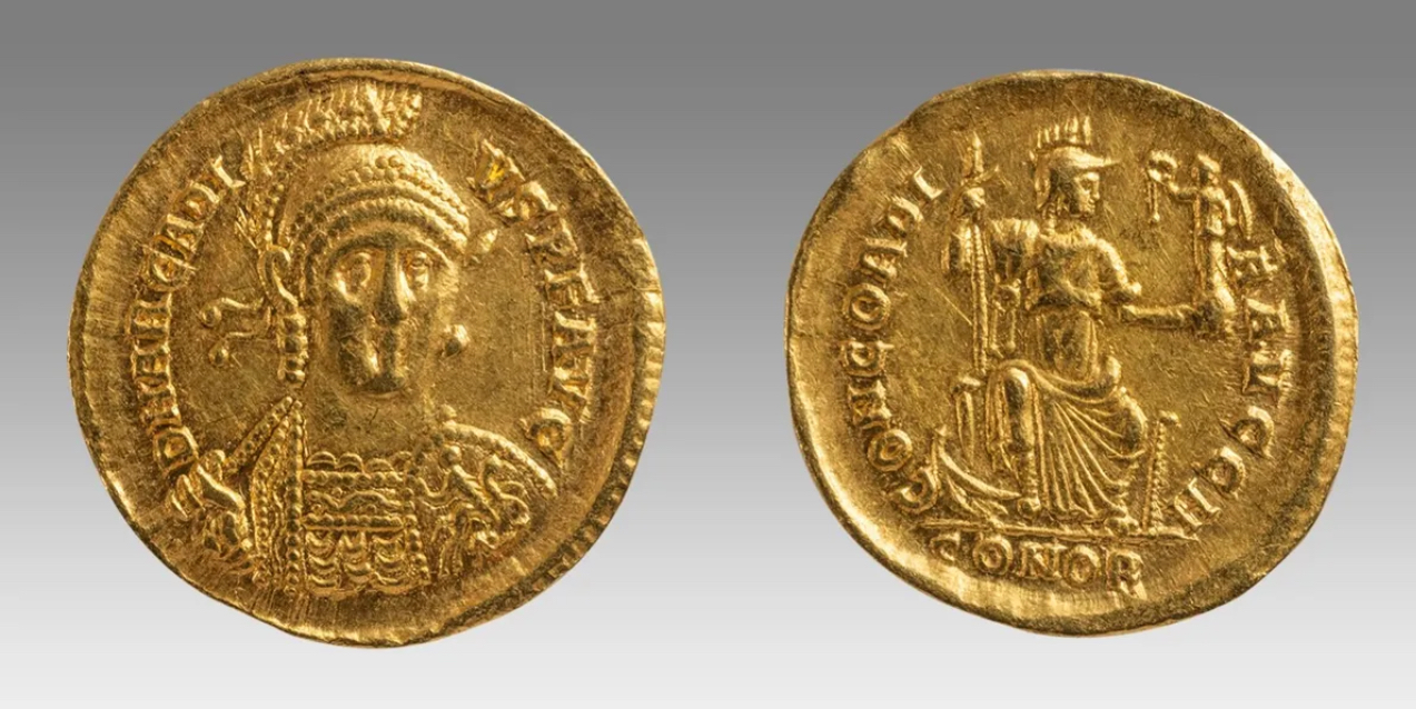 Arcadius. AD 383-408. AV Solidus (20mm, 4.40 g, 5h). Constantinople mint, 8th officina.
