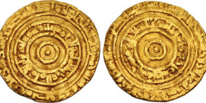 Fatimids. al-'Aziz billah. AH 365-386 / AD 975-996. AV Dinar (20.5mm, 3.96 g, 8h). Al-Mansuriya mint.