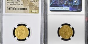 JUSTIN II, 565-578. AV Solidus (4.44 gms), Constantinople Mint, 8th Officina, 567-578.