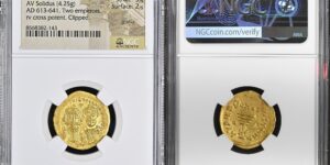 Heraclius with Heraclius Constantine (AD 613-641). AV solidus (21mm, 4.25 gm, 7h). NGC XF 3/5 - 2/5, graffiti, clipped. Constantinople, 2nd officina, AD 629-631. dd NN hЄRACLIЧS ЄT